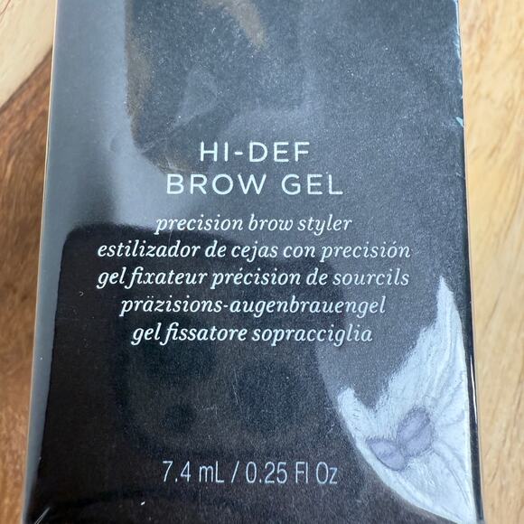 NEW RevitaLash Cosmetics HI-DEF BROW GEL Soft Brown 7.4 mL / 0.25 Fl Oz - SEALED - Picture 4 of 7